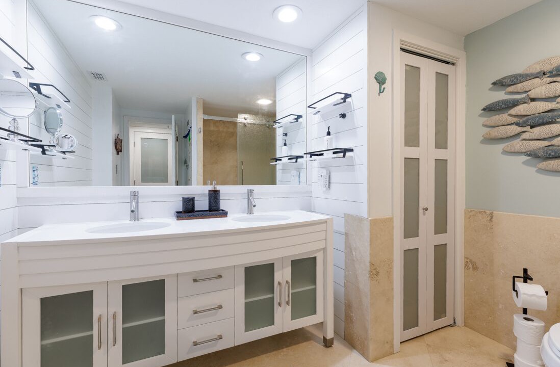Photo of Bathroom in Palmetto Dunes
