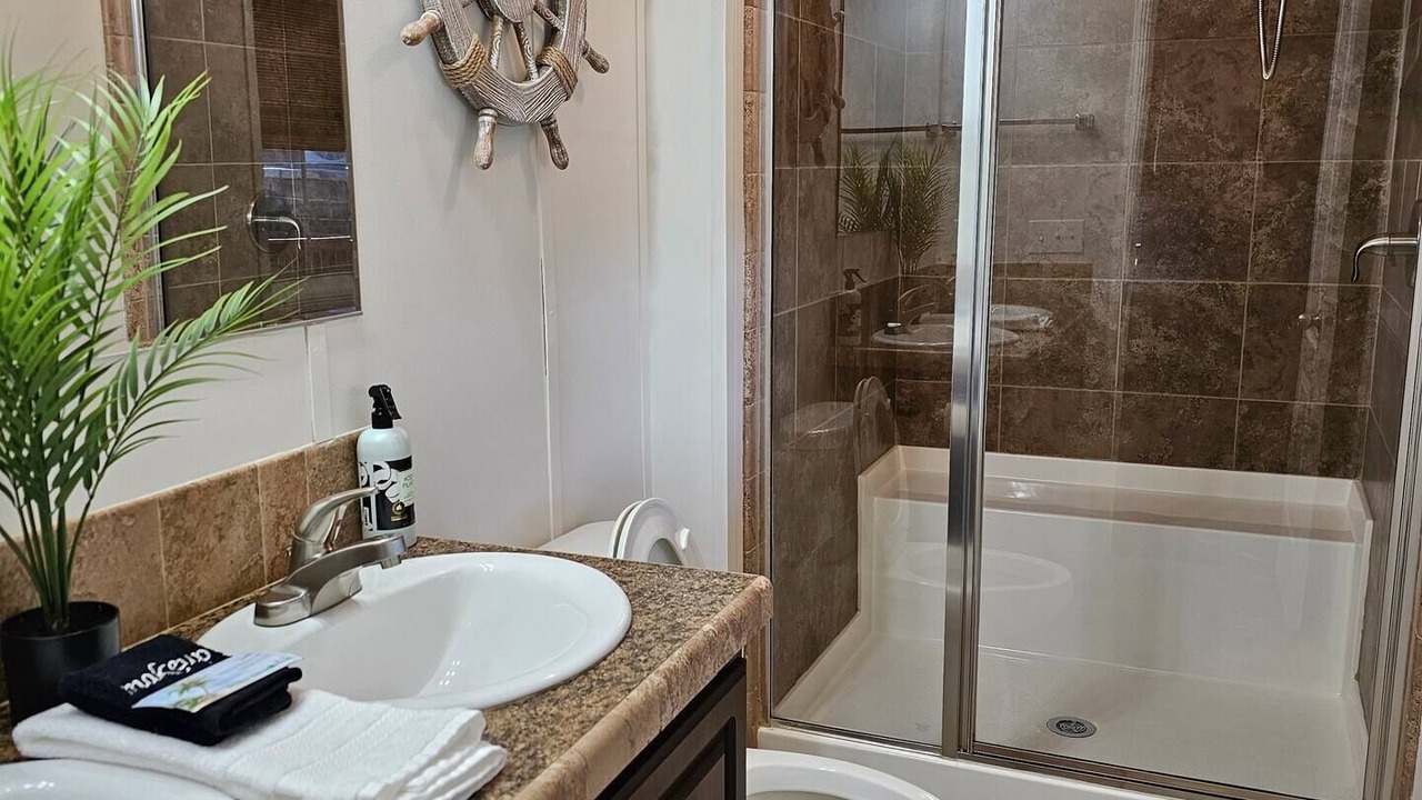Photo of Bathroom in Cross Hill