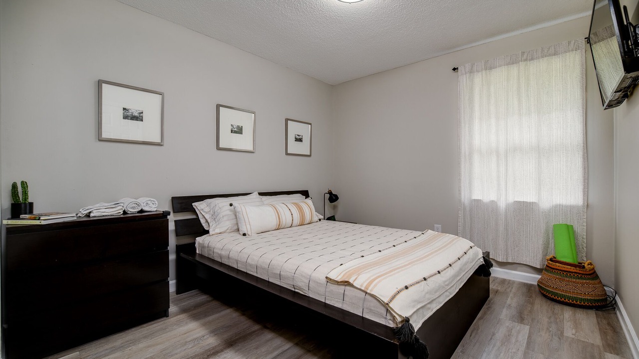 Photo of Bedroom in Hinesville