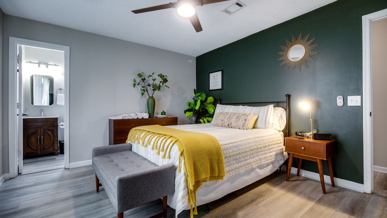 Photo of Bedroom in Hinesville