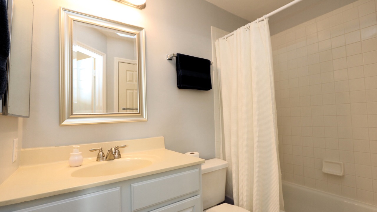 Photo of Bathroom in Hammock Bay