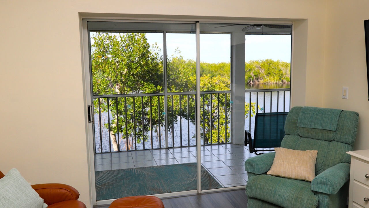 Photo of Livingroom in Hammock Bay