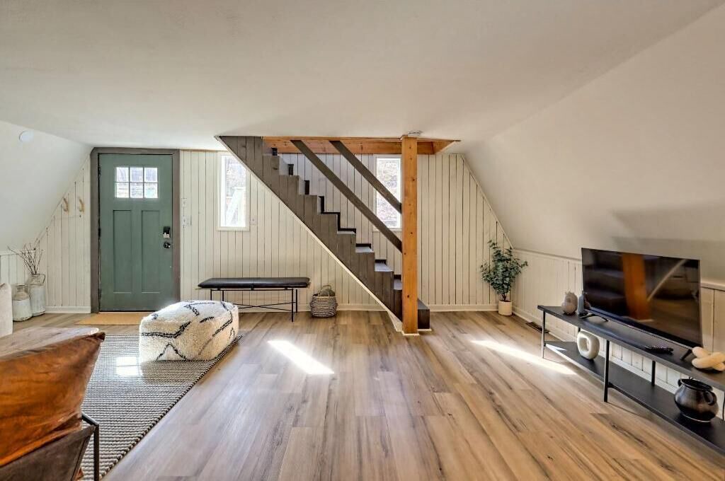 Photo of Livingroom in Fair Play