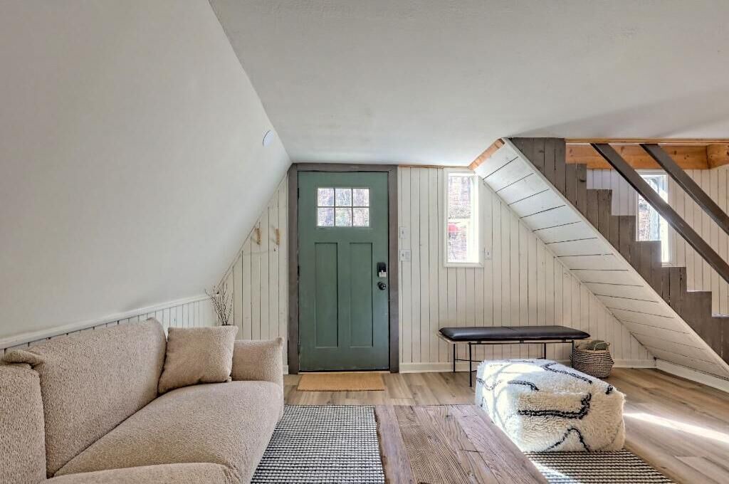 Photo of Livingroom in Fair Play