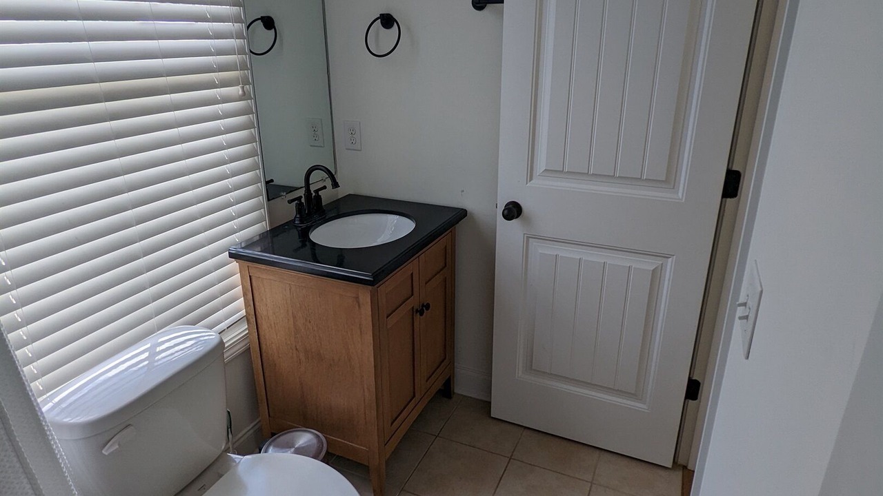 Photo of Bathroom in Thomas Square