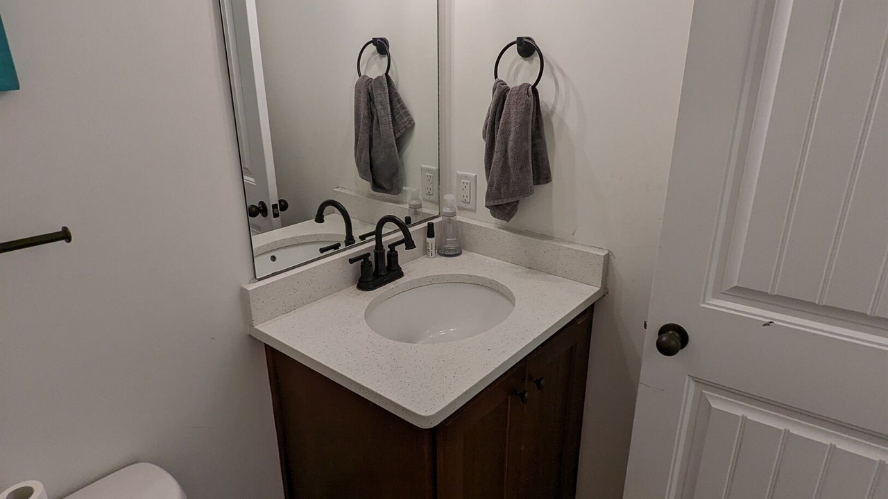 Photo of Bathroom in Thomas Square