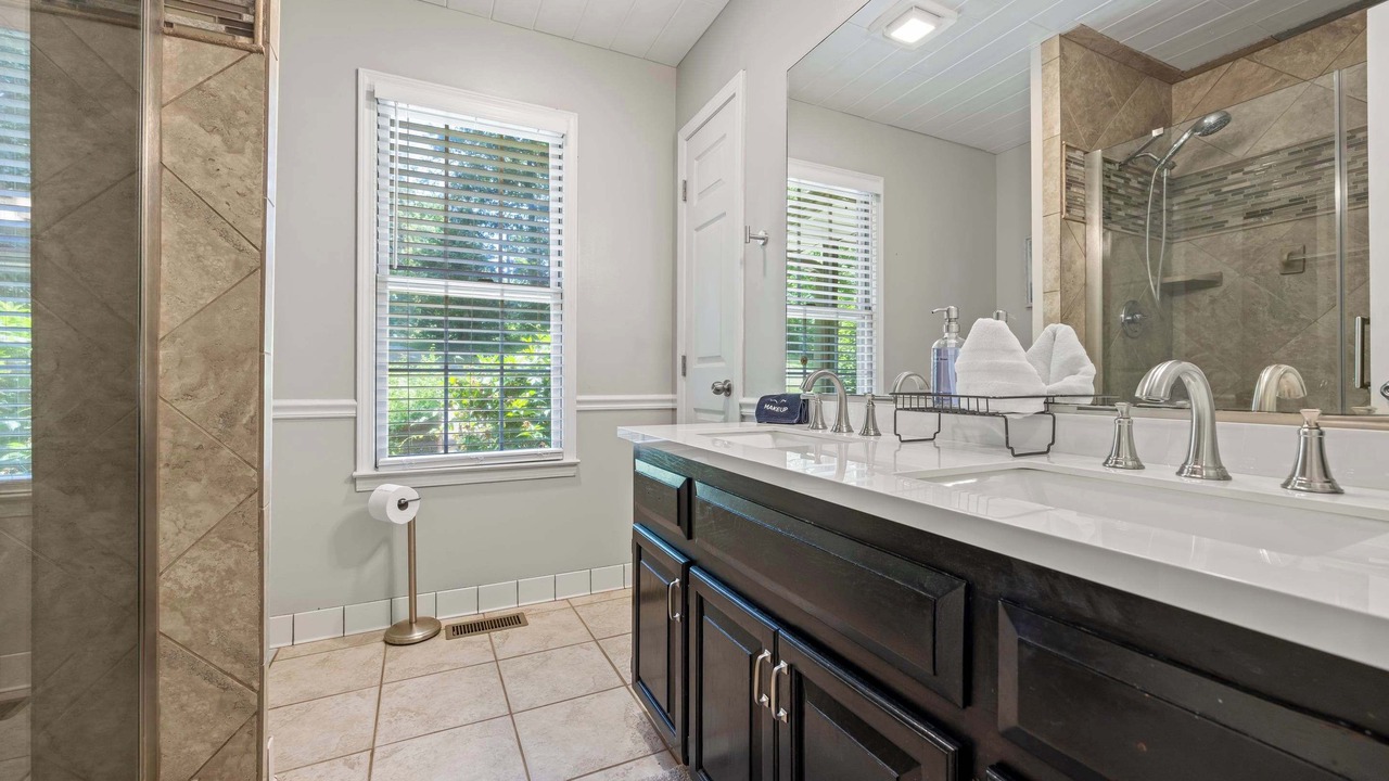 Photo of Bathroom in Martin