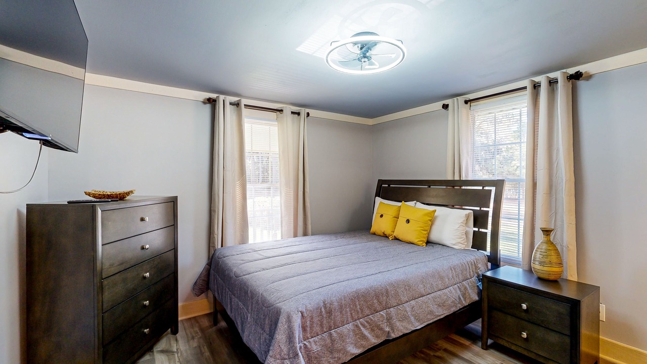 Photo of Bedroom in Garden City