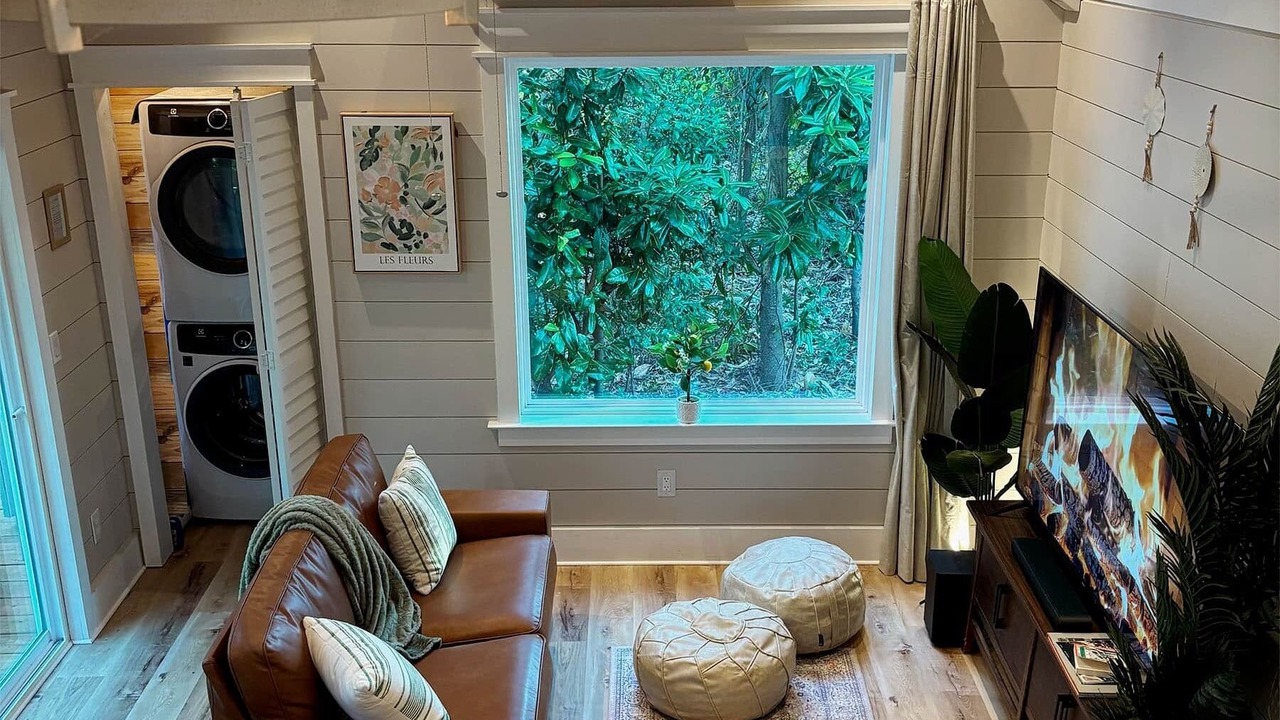 Photo of Livingroom in Columbia