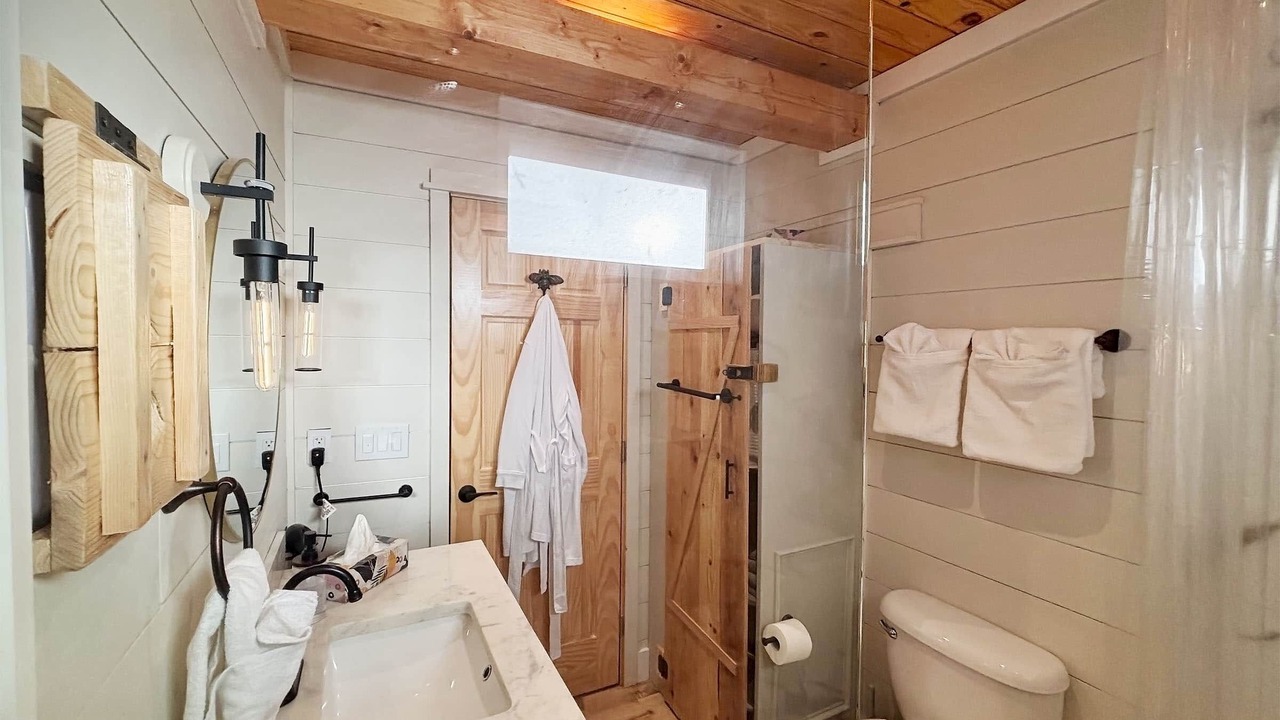 Photo of Bathroom in Columbia