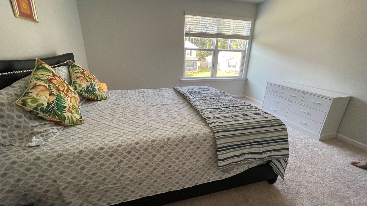 Photo of Bedroom in Summerville