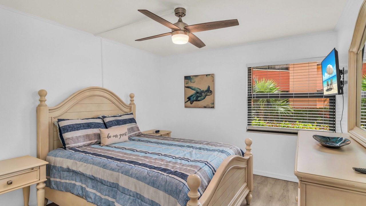 Photo of Bedroom in Hammock Bay