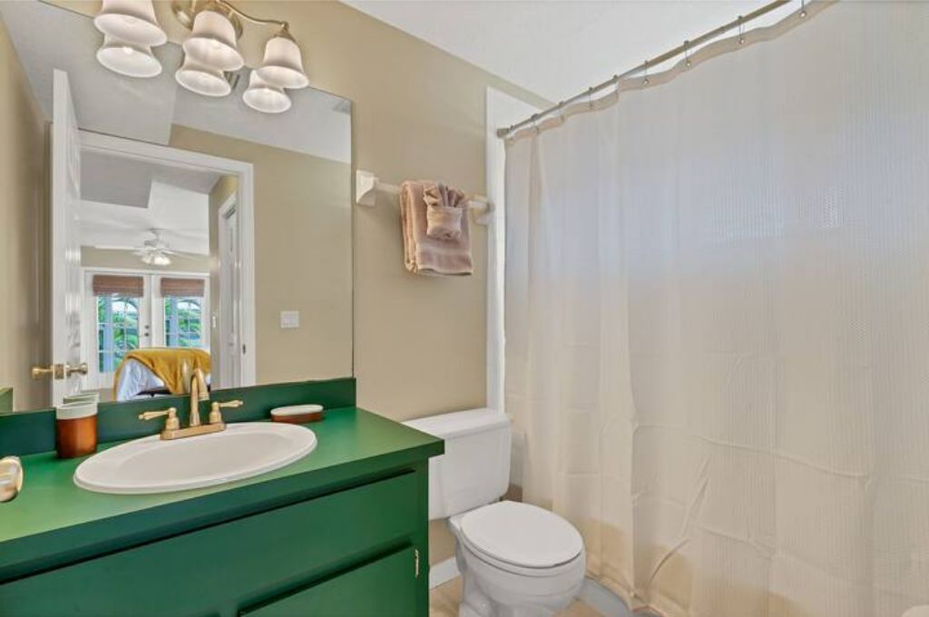 Photo of Bathroom in Punta Gorda