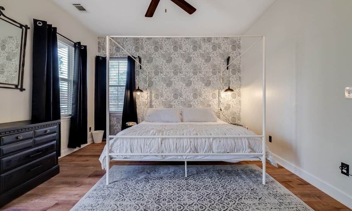 Photo of Bedroom in Pooler