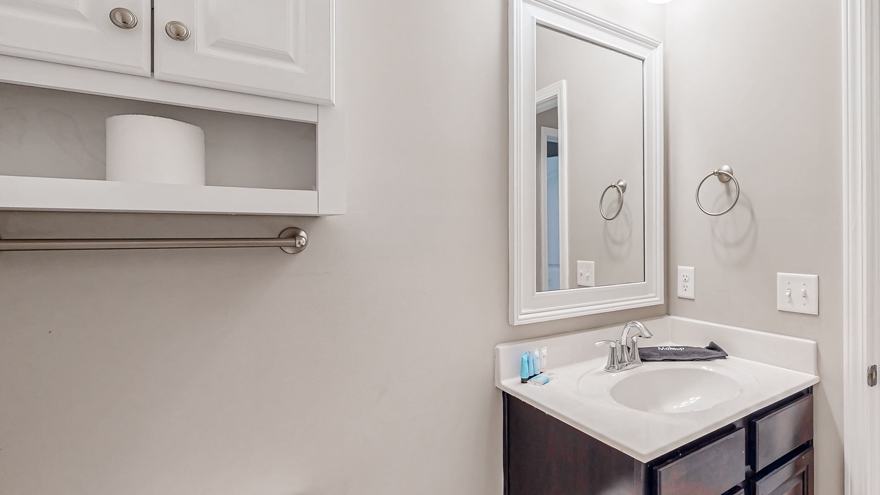 Photo of Bathroom in Port Wentworth