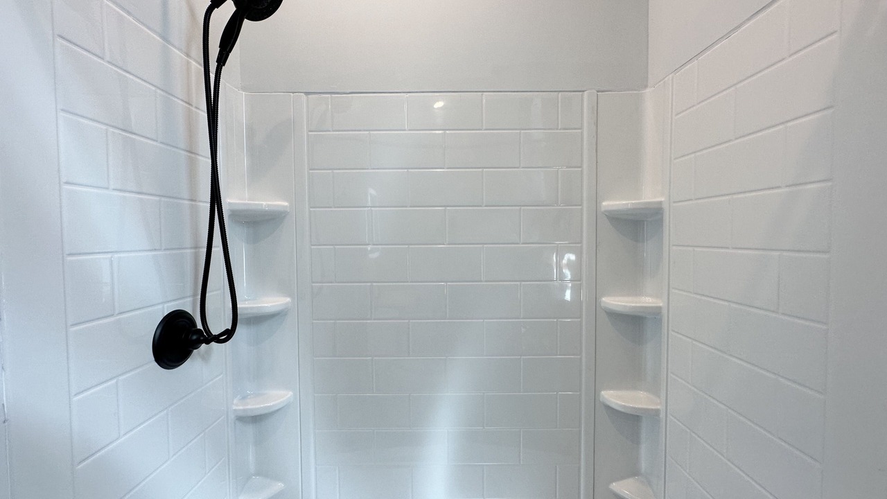 Photo of Bathroom in Winder