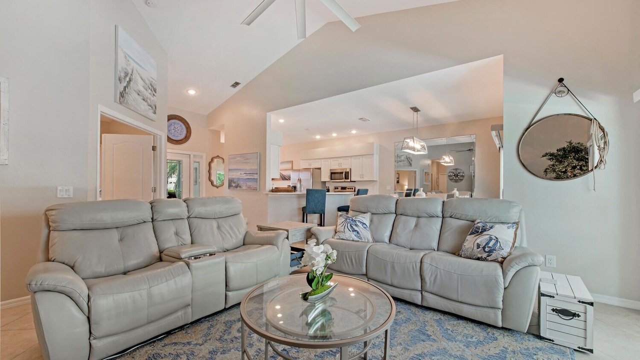 Photo of Livingroom in Naples