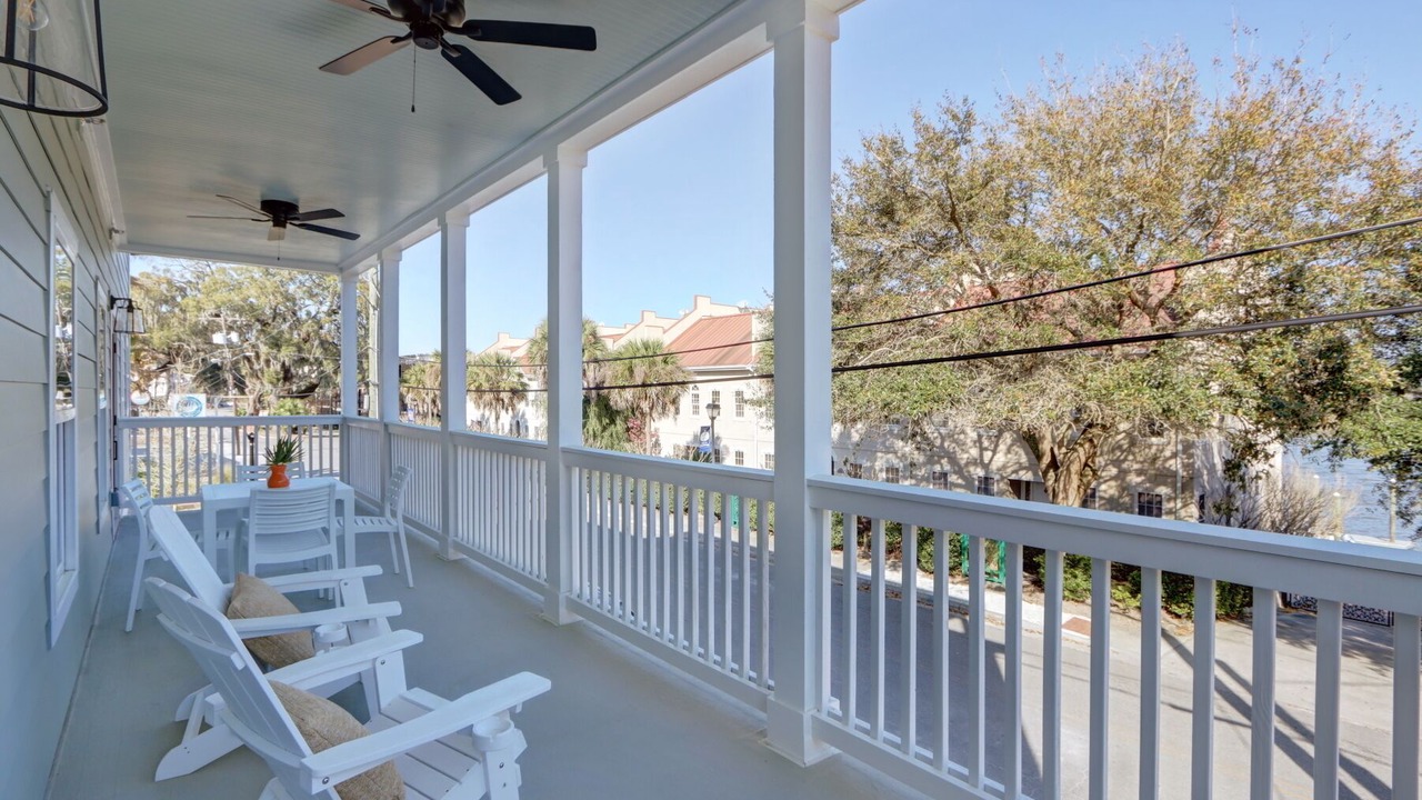 Photo of Patio Balcony in Thunderbolt