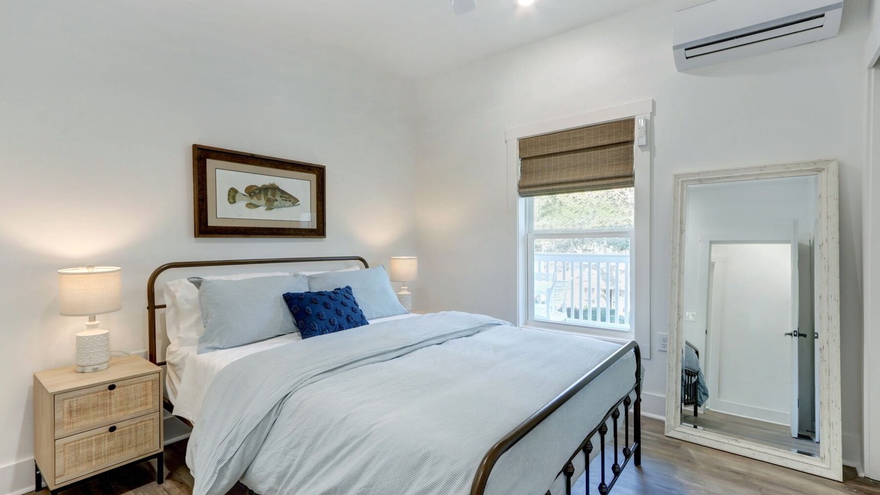 Photo of Bedroom in Thunderbolt