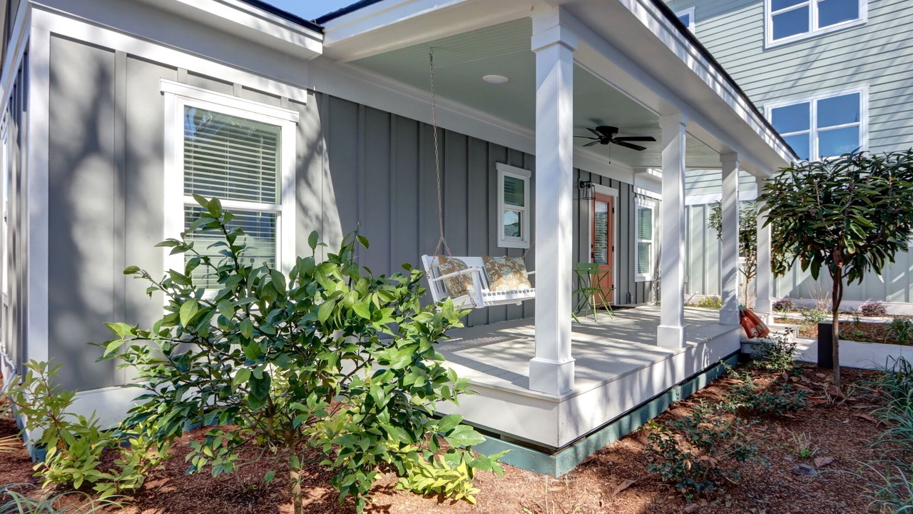 Photo of Patio Balcony in Thunderbolt