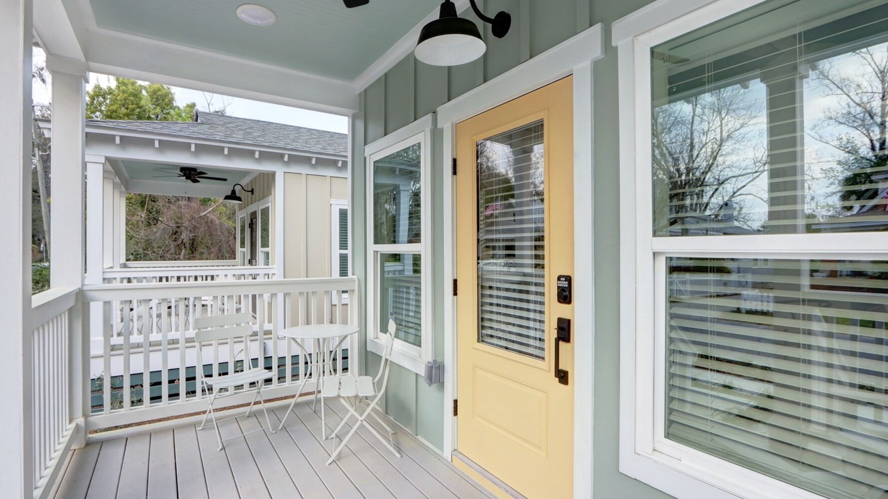 Photo of Outdoor in Thunderbolt