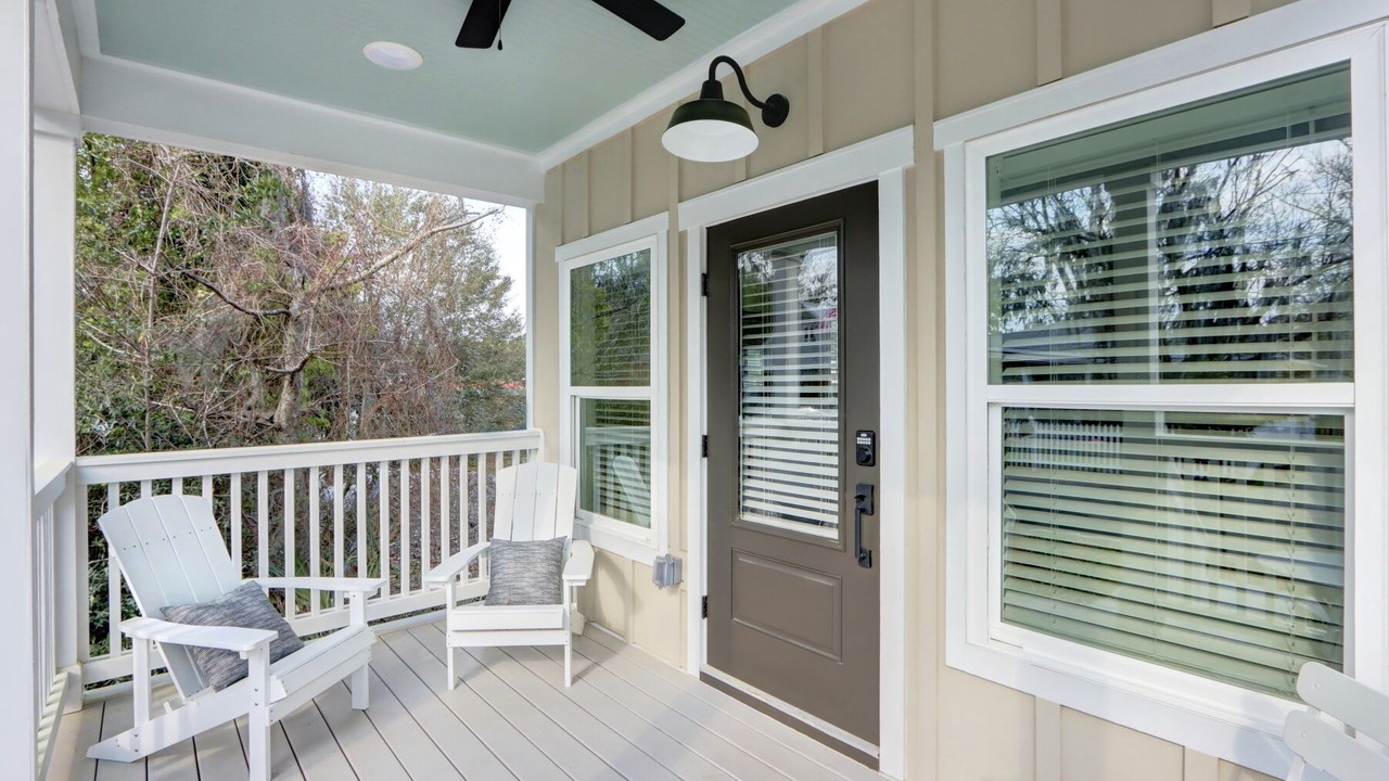 Photo of Patio Balcony in Thunderbolt