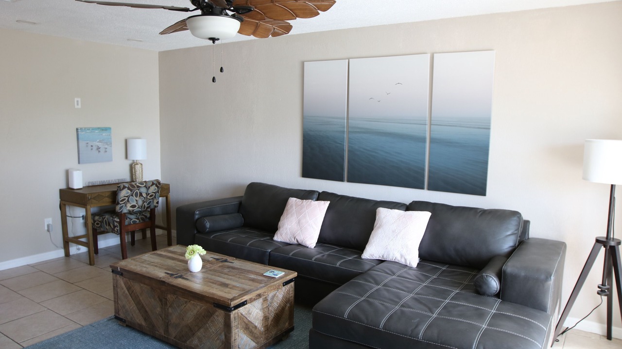 Photo of Livingroom in Sebastian Highlands