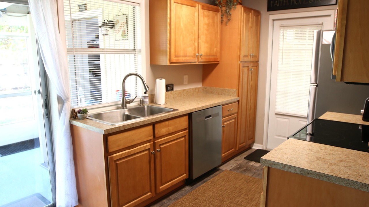 Photo of Kitchen in Sebastian Highlands