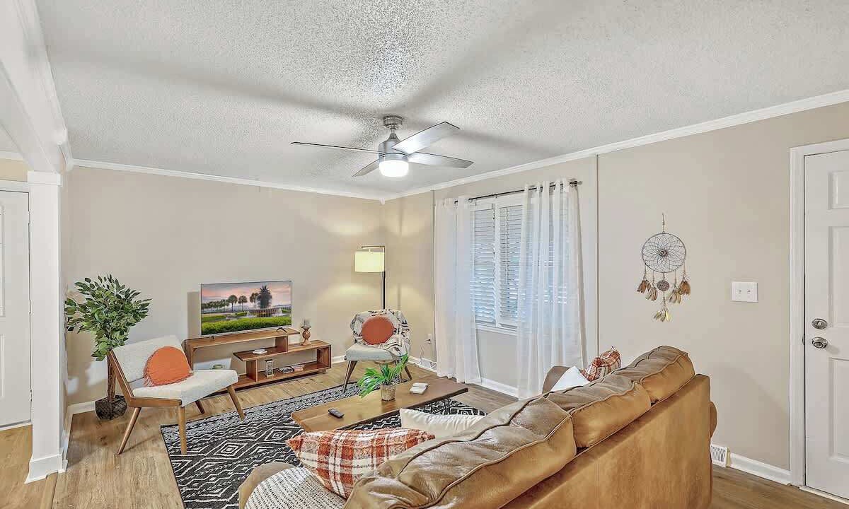 Photo of Livingroom in Summerville