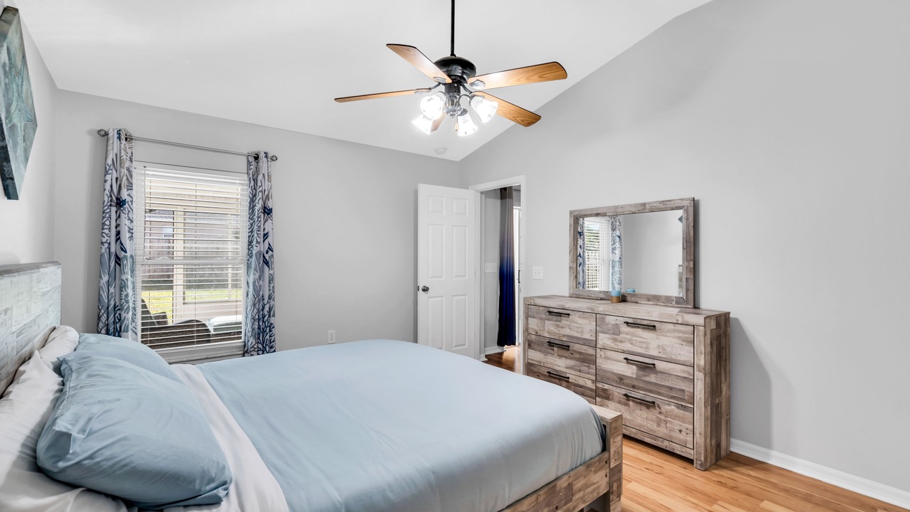 Photo of Bedroom in Boyette Springs