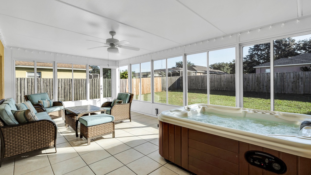Photo of Patio Balcony in Boyette Springs