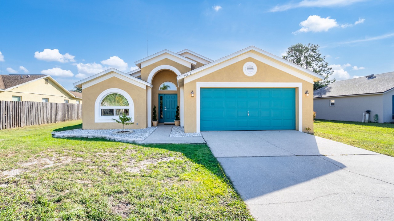 Photo of Outdoor in Boyette Springs