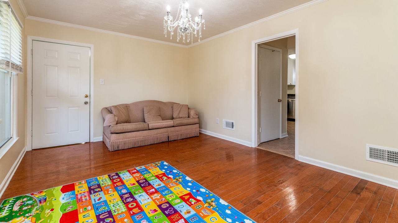 Photo of Livingroom in Charlotte