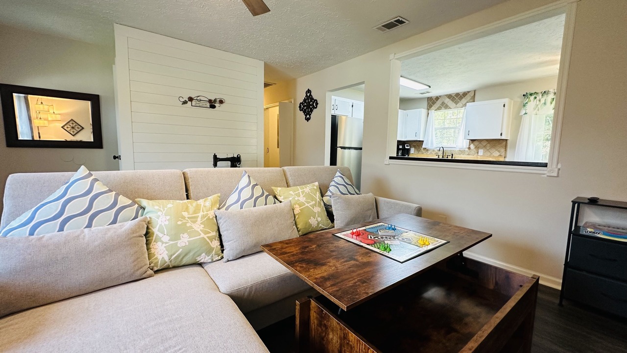 Photo of Livingroom in Richmond Hill