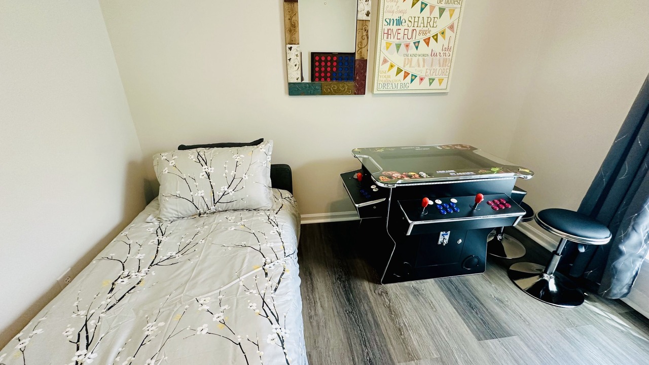 Photo of Bedroom in Richmond Hill