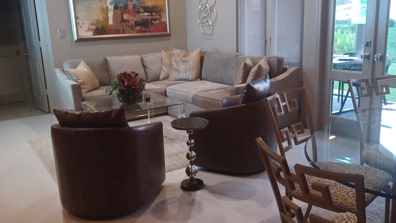Photo of Livingroom in Grand Harbor