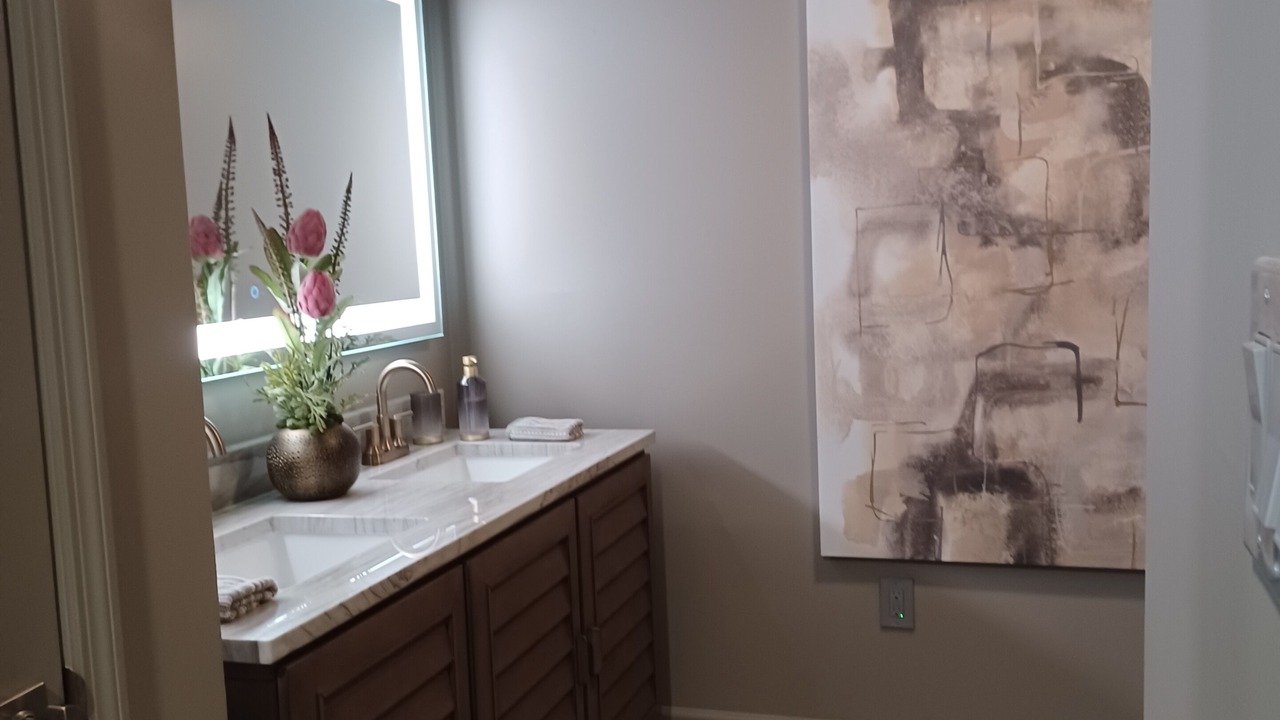 Photo of Bathroom in Grand Harbor