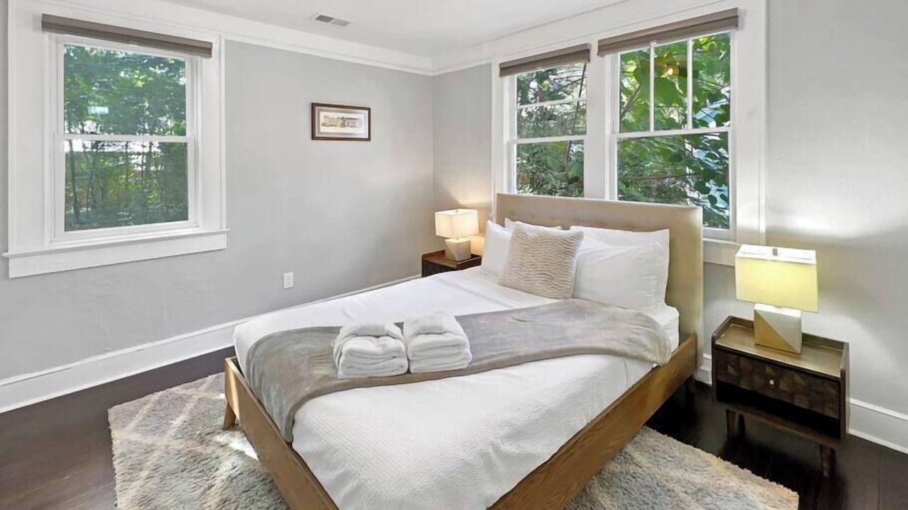 Photo of Bedroom in Riverland Terrace