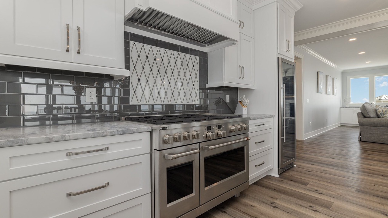 Photo of Kitchen in Inlet Harbour