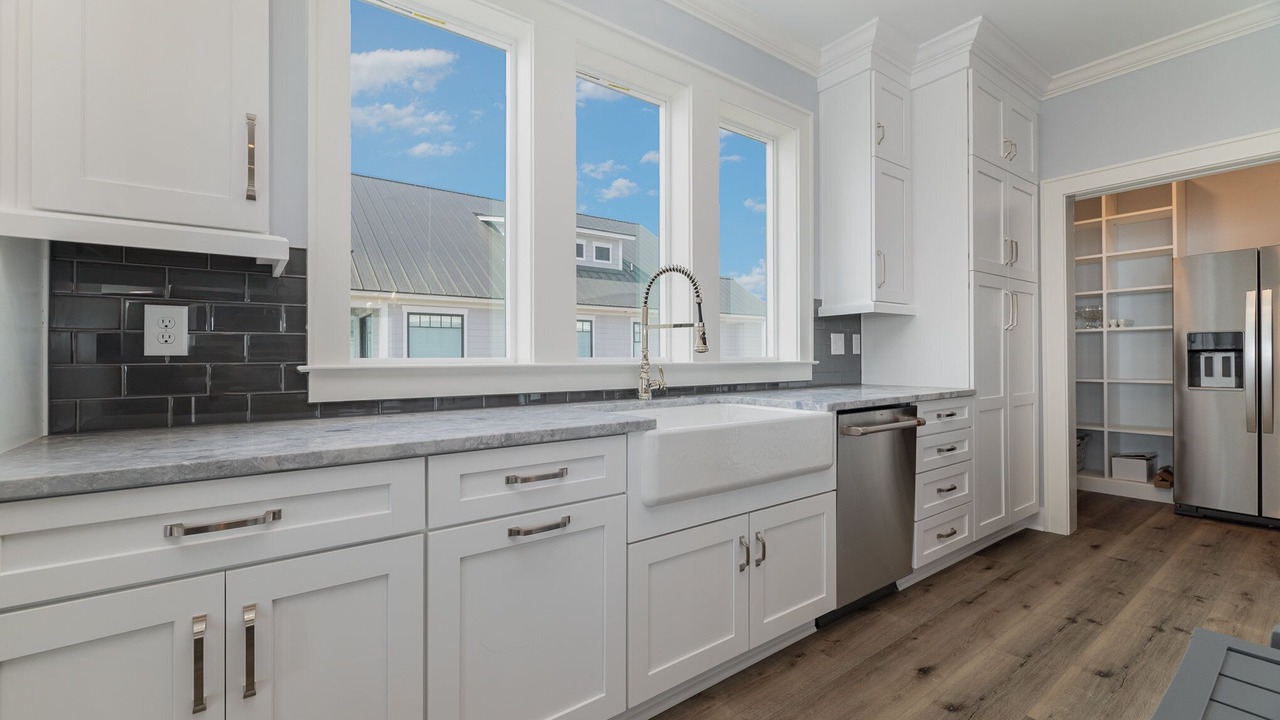 Photo of Kitchen in Inlet Harbour