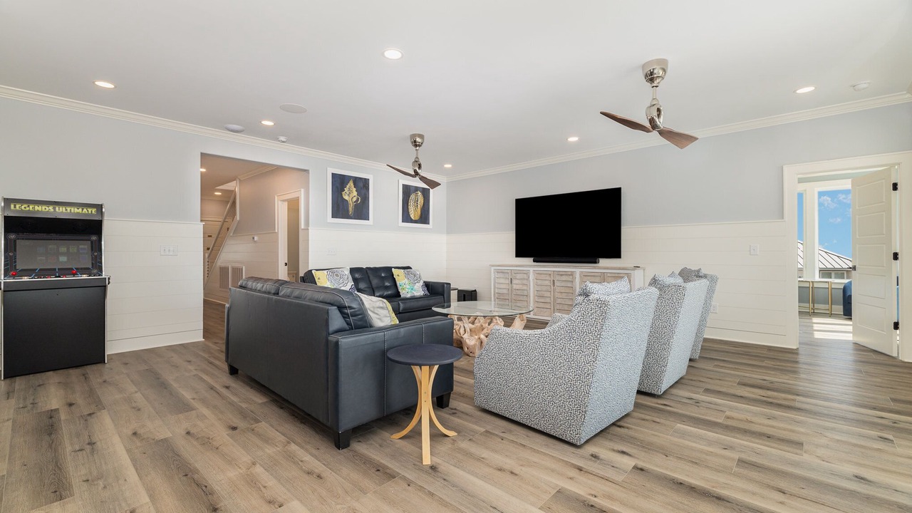 Photo of Livingroom in Inlet Harbour