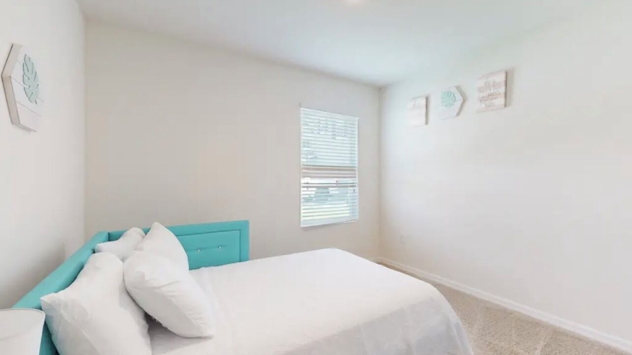 Photo of Bedroom in Meadow Woods