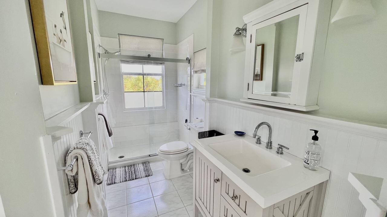 Photo of Bathroom in Jensen Beach