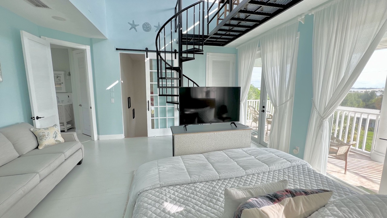 Photo of Livingroom in Jensen Beach