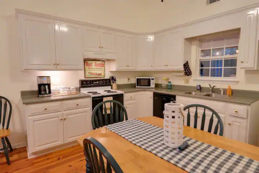 Photo of Kitchen in Lincolnton