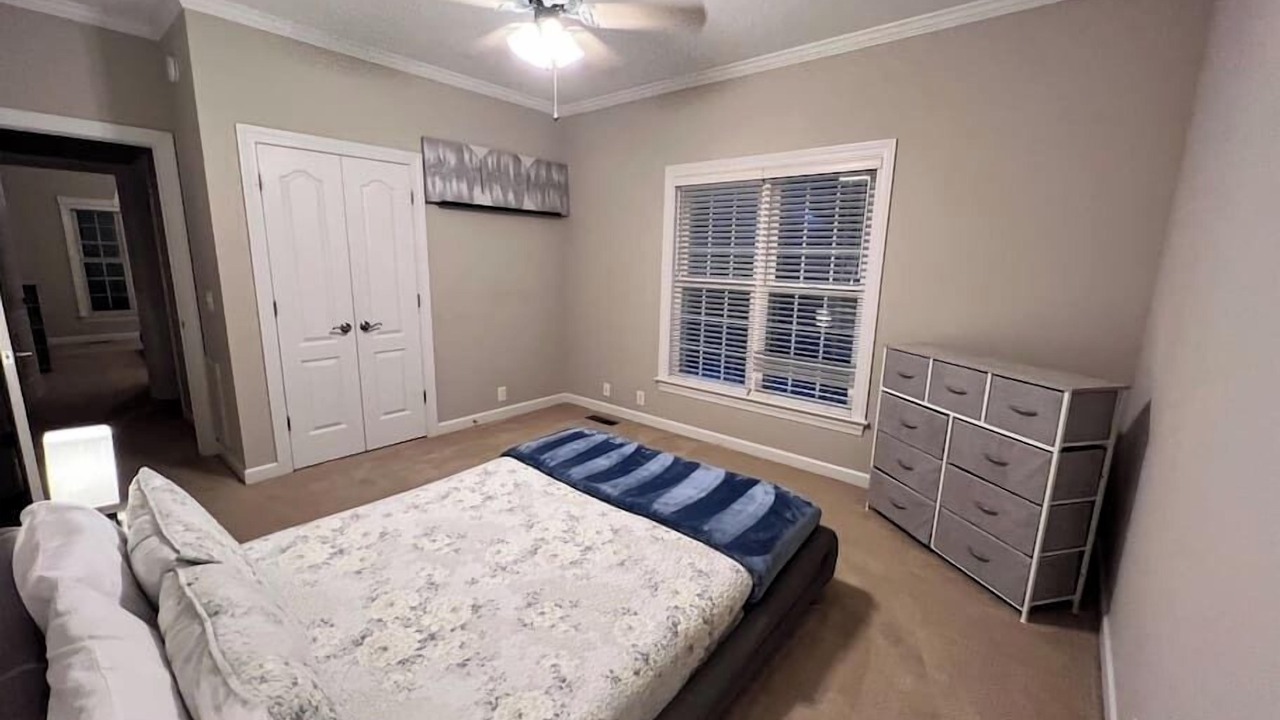 Photo of Bedroom in Olivia
