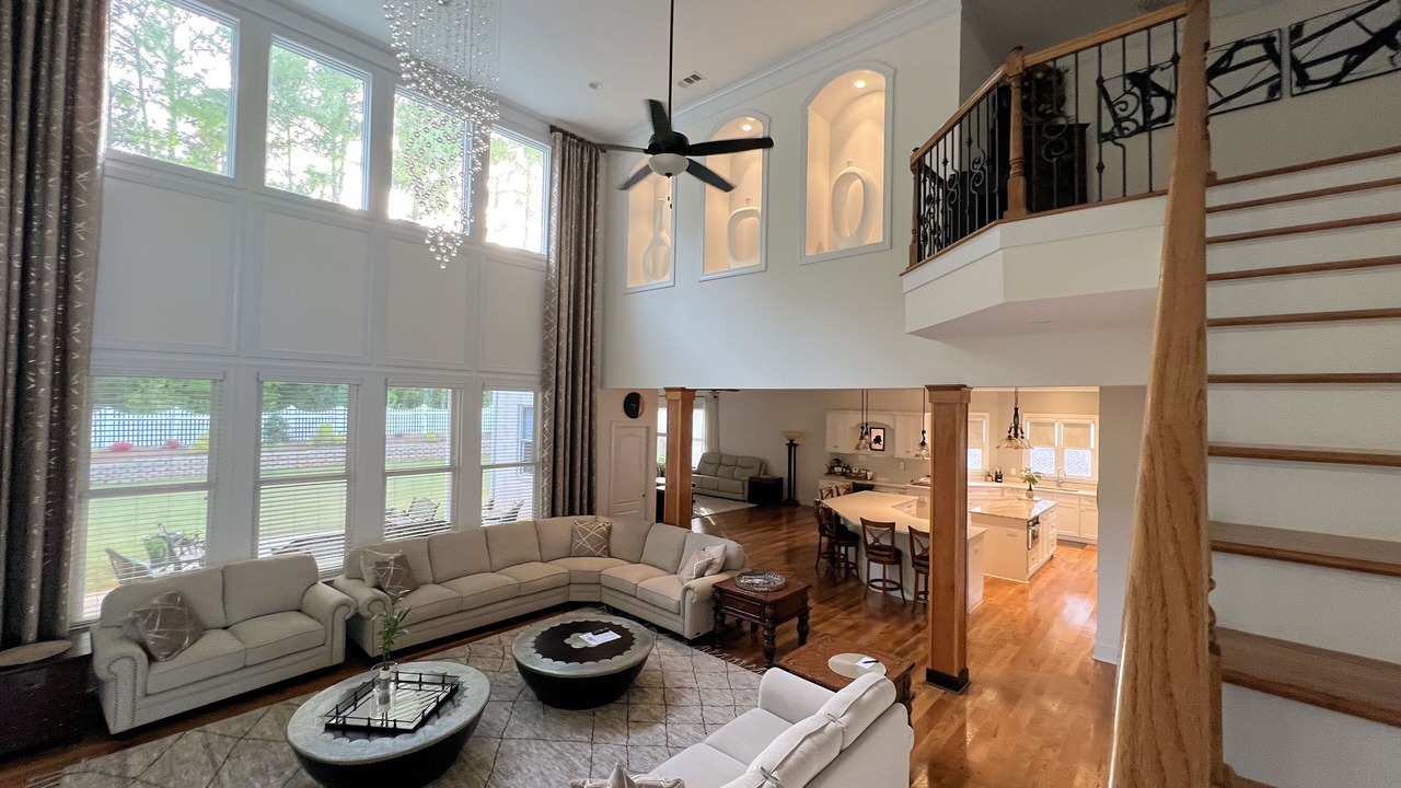 Photo of Livingroom in Evans