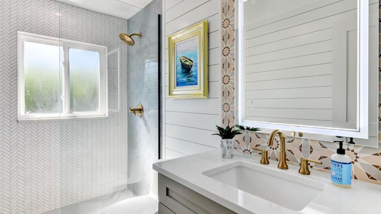 Photo of Bathroom in Whitney Beach