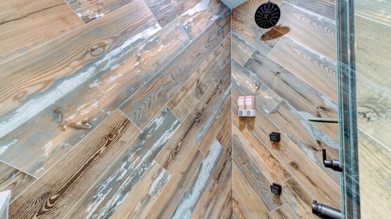 Photo of Bathroom in Whitney Beach