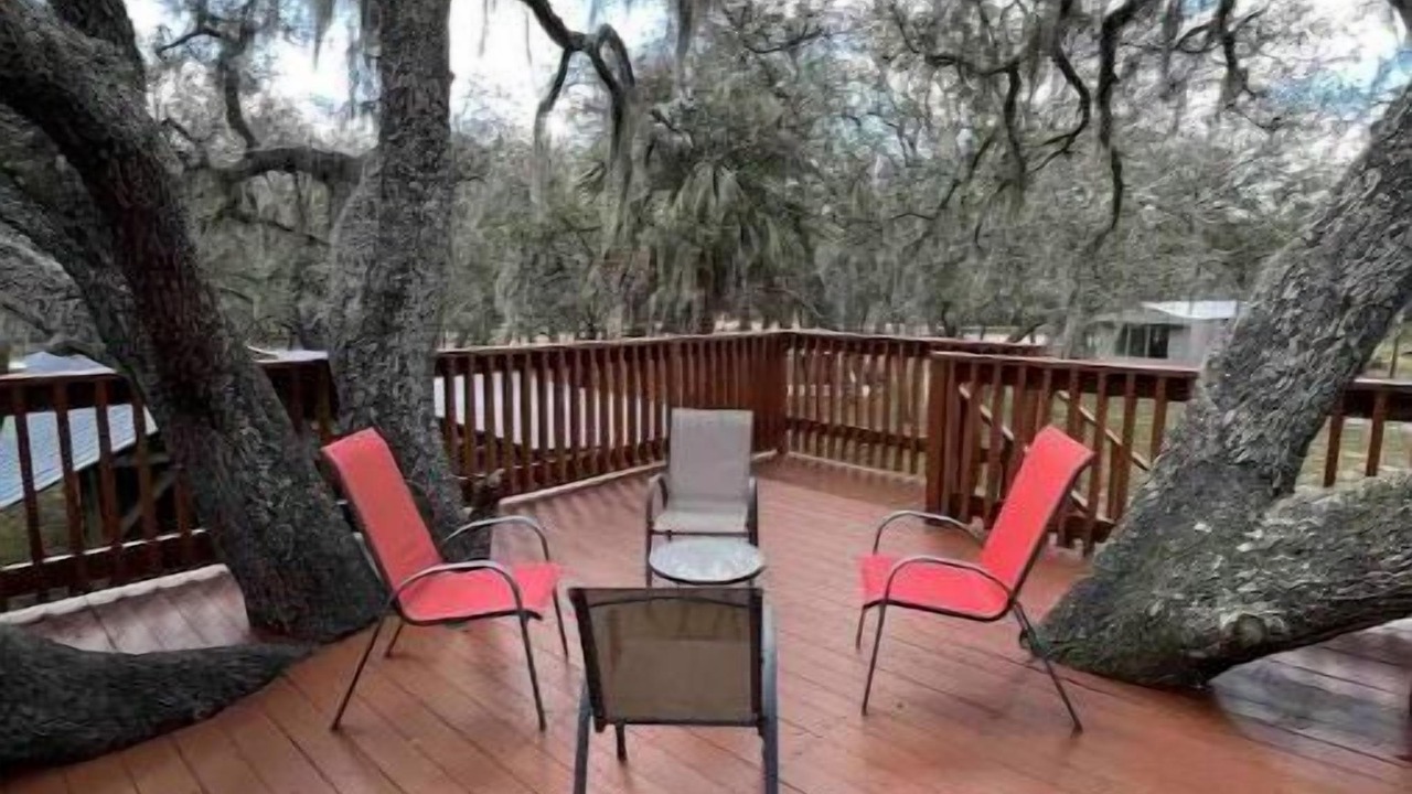 Photo of Patio Balcony in Fedhaven